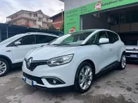 Usado Renault Scénic IV Bose Edition 110 CV (80 kW) 2017 Blanco Monovolumen