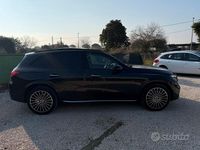Usata Mercedes GLC300e AMG line 367 CV (269 kW) 2024 Grigio SUV