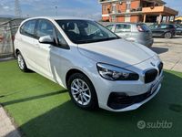 Usata BMW 216 Sport Line 116 CV (85 kW) 2019 Bianco Utilitaria