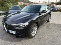 Usata Alfa Romeo Stelvio 209 CV (153 kW) 2017 Nero SUV