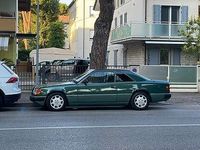 Usata Mercedes 200 120 CV (88 kW) 1992 Verde Coupé