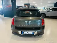 Usata Mini Cooper D Countryman Business 111 CV (81 kW) 2014 Grigio SUV