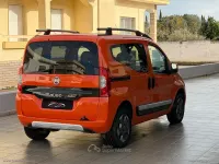 Begagnad Fiat Qubo Trekking 95 HK (69 kW) 2017 Orange Minibuss