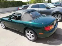 Usata Mazda MX5 90 CV (66 kW) 2000 Verde Cabrio