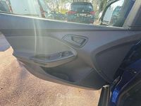 Usata Ford Focus 101 CV (74 kW) 2014 Blu Berlina