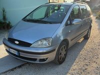Usata Ford Galaxy 110 CV (80 kW) 2002 Grigio Monovolume
