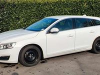 Usata Volvo V60 Momentum 163 CV (119 kW) 2014 Bianco Station wagon