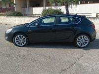 Usata Opel Astra GTC Cosmo 130 CV (95 kW) 2012 Grigio Berlina