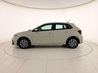 Usata VW Polo Life 95 CV (69 kW) 2023 Ascot grey Utilitaria