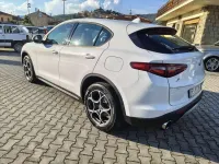 Usata Alfa Romeo Stelvio Super 201 CV (147 kW) 2017 Bianco SUV