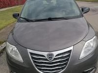 Usata Lancia Ypsilon 69 CV (50 kW) 2013 Marrone Utilitaria