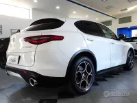 Usata Alfa Romeo Stelvio Tech Edition 160 CV (117 kW) 2019 Bianco SUV