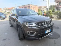Usata Jeep Compass Limited 140 CV (102 kW) 2018 Grigio SUV