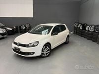 Usata VW Golf VI Comfortline 105 CV (77 kW) 2010 Bianco Utilitaria