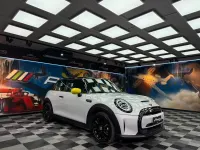 Usata Mini Cooper SE 75 kW (102 CV) 2022 Argento Utilitaria