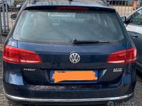 Usata VW Passat 140 CV (102 kW) 2014 Blu Station wagon