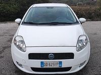 Usata Fiat Grande Punto Active 75 CV (55 kW) 2006 Bianco Utilitaria