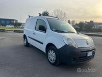 Usata Renault Kangoo 85 CV (62 kW) 2008 Bianco Monovolume