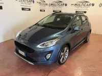 Usata Ford Fiesta Active 86 CV (63 kW) 2019 Blu Utilitaria