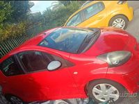 Usata Toyota Aygo Connect Style 68 CV (50 kW) 2011 Rosso Utilitaria