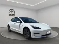 Usata Tesla Model 3 Standard Range 88 kW (120 CV) 2023 Bianco Berlina