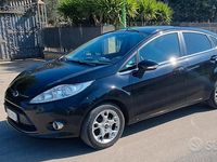 Usata Ford Fiesta Titanium 80 CV (58 kW) 2011 Nero Utilitaria