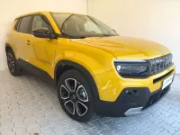 Usata Jeep Avenger Summit 101 CV (74 kW) 2025 Oro SUV