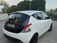 Usata Lancia Ypsilon S 95 CV (69 kW) 2013 Bianco Utilitaria