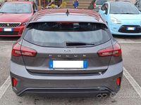 Usata Ford Focus ST-Line 120 CV (88 kW) 2022 Grigio Berlina