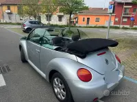 Usata VW New Beetle 101 CV (74 kW) 2006 Grigio Utilitaria