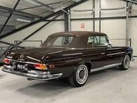 Usata Mercedes 280 SE 160 CV (117 kW) 1970 Marrone Cabrio