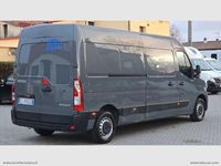 Usata Renault Master 135 CV (99 kW) 2023 Grigio Monovolume
