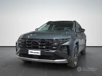 Usata Hyundai Tucson 180 CV (132 kW) 2025 Cypress green pearl + two tone SUV