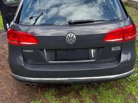 Usata VW Passat Highline 140 CV (102 kW) 2012 Grigio Station wagon