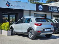 Usata Kia Stonic Style 84 CV (61 kW) 2022 Argento SUV
