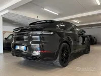 Usata Porsche Cayenne S 475 CV (349 kW) 2023 Nero SUV