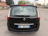 Usata Renault Scénic III 110 CV (80 kW) 2010 Nero Monovolume