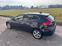 Usata Volvo V40 114 CV (83 kW) 2014 Nero Berlina