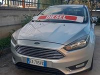 Begagnad Ford Focus 120 HK (88 kW) 2015 Grå Sedan