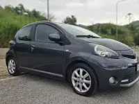Usata Toyota Aygo 68 CV (50 kW) 2013 Grigio Utilitaria