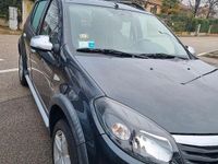 Usata Dacia Sandero 88 CV (64 kW) 2012 Grigio Berlina