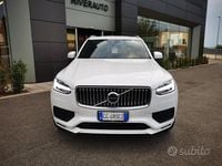 Gebraucht Volvo XC90 235 PS (172 kW) 2021 Weiß SUV