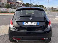 Usata Lancia Ypsilon Gold 69 CV (50 kW) 2018 Utilitaria