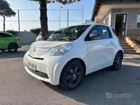 Usata Toyota iQ Sol 67 CV (49 kW) 2010 Bianco Utilitaria