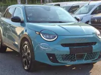 Usata Fiat 600 La Prima 101 CV (74 kW) 2025 Blu/azzurro SUV