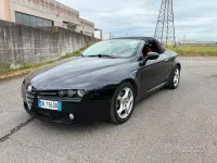 Usata Alfa Romeo Spider 185 CV (136 kW) 2007 Nero Cabrio