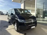 Usata VW Caravelle Comfortline 150 CV (110 kW) 2023 Nero / black Furgone