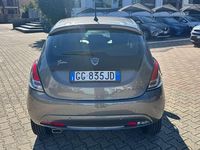 Usata Lancia Ypsilon Gold 69 CV (50 kW) 2021 Grigio Utilitaria