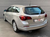 Usata Opel Astra 140 CV (102 kW) 2015 Grigio Station wagon