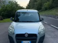 Usata Fiat Doblò 90 CV (66 kW) 2011 Grigio Monovolume